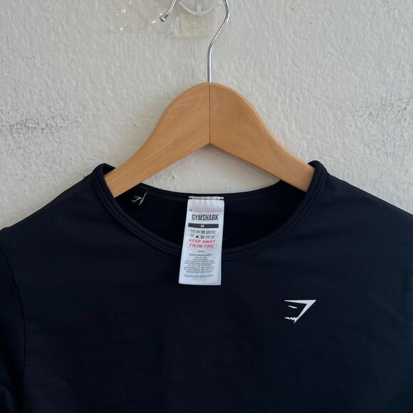 GYMSHARK Lifting Essential Black Long Sleeve Crop Top Womens Medium - Picture 5 of 5